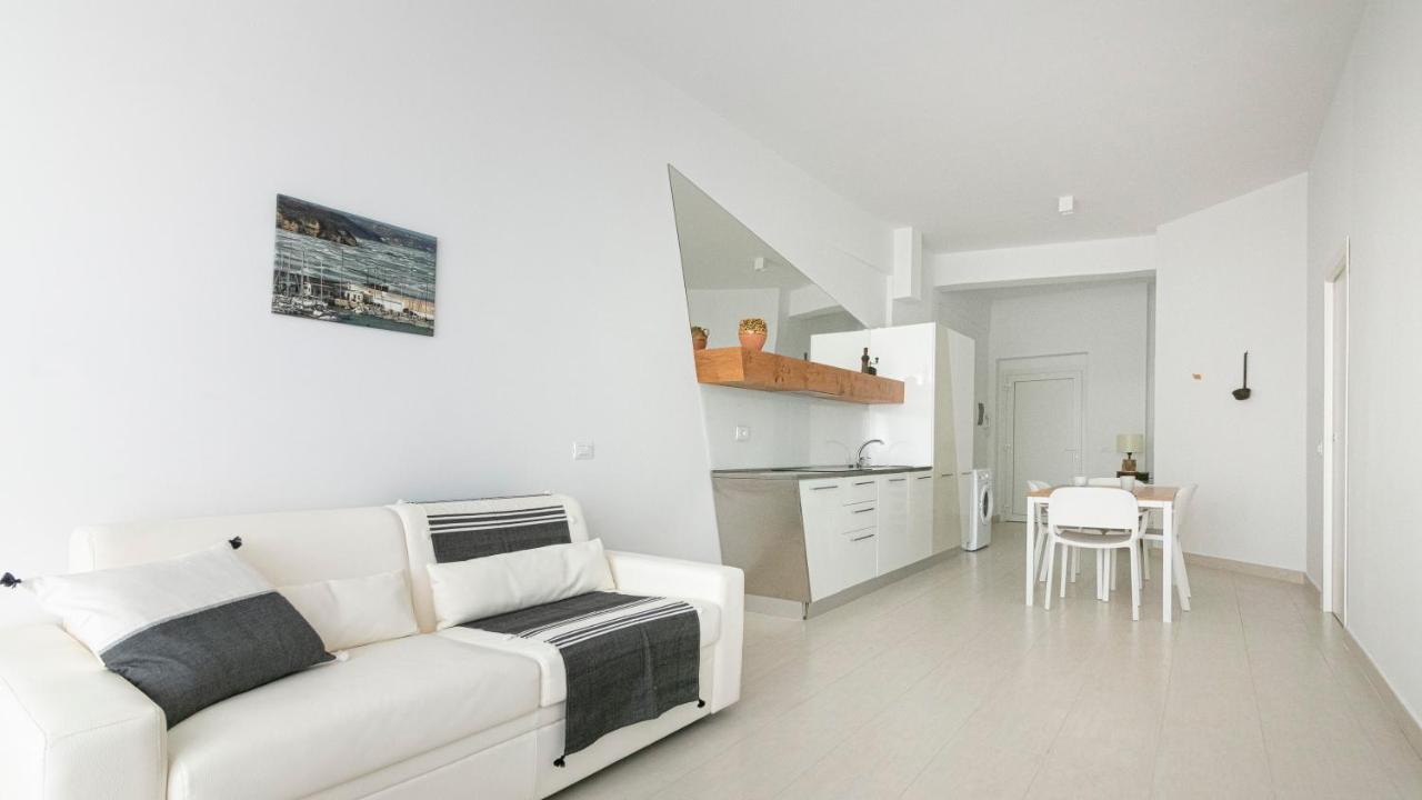 Rivazzurra Homes - C 泰尔莫利 外观 照片